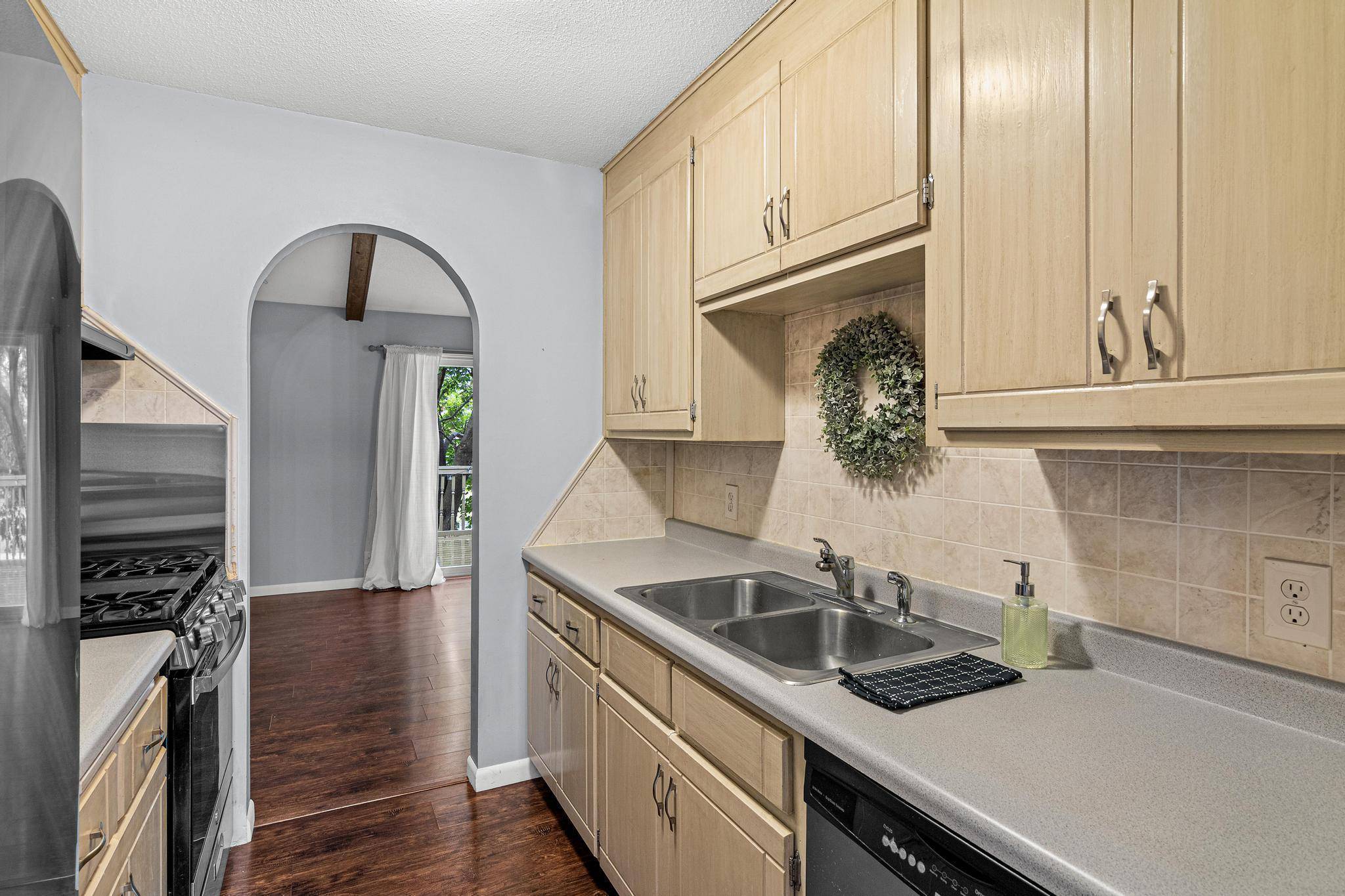 6510 2nd ST NE, Fridley, MN 55432