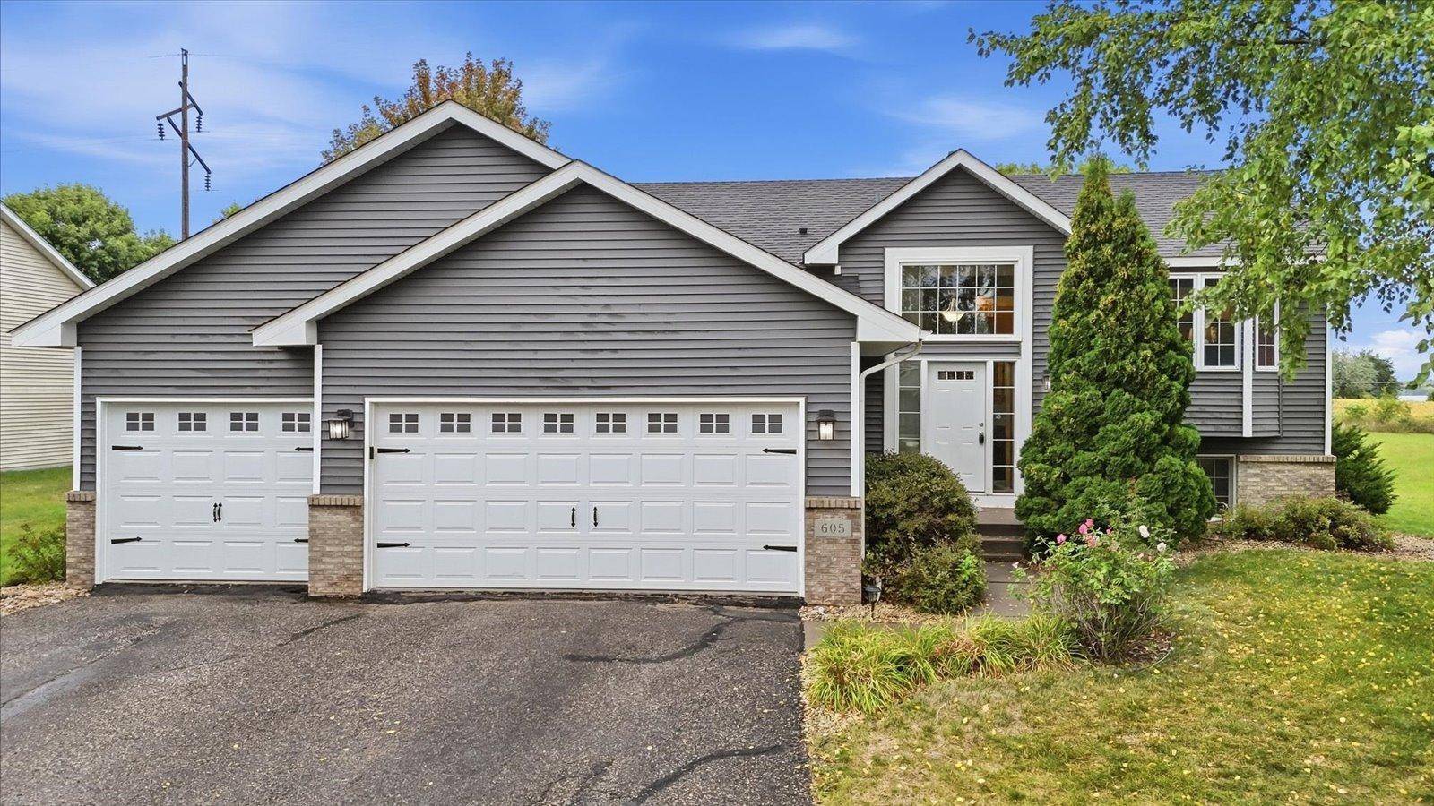 605 Vendell ST, Buffalo, MN 55313