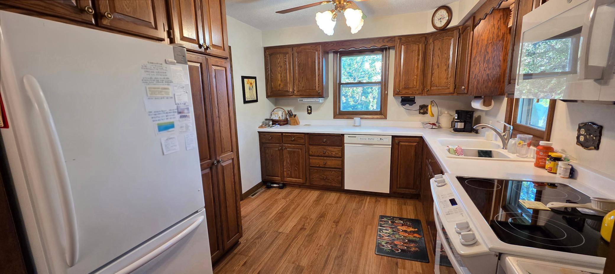 1121 9th AVE, International Falls, MN 56649