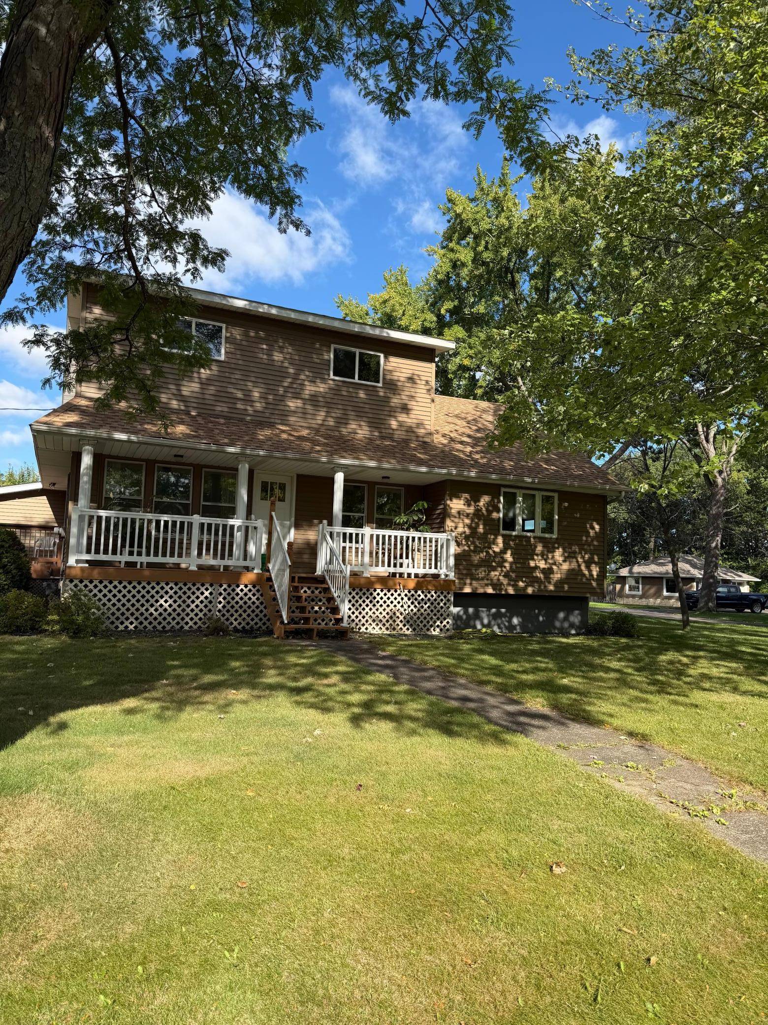 11800 Oak ST, Chisago City, MN 55013