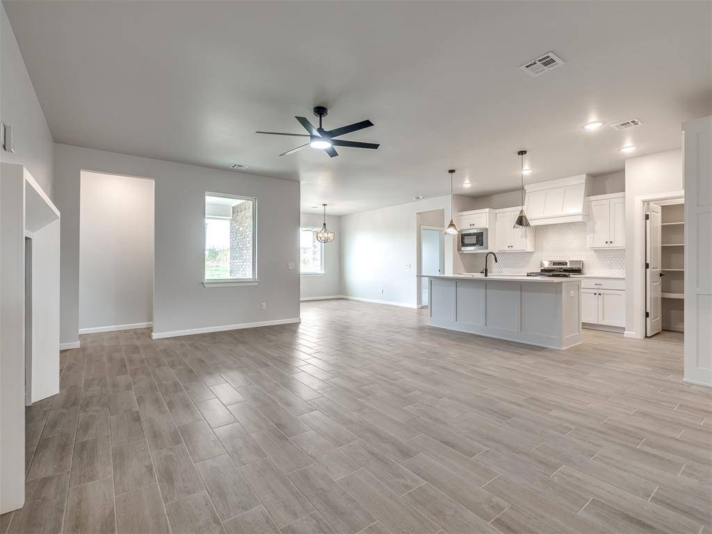14313 Village TRL, Piedmont, OK 73078