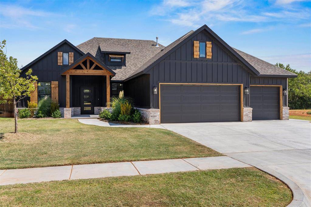3308 Sagebrush PL, Yukon, OK 73099