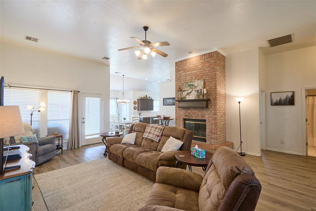4701 Deer Ridge BLVD, Yukon, OK 73099