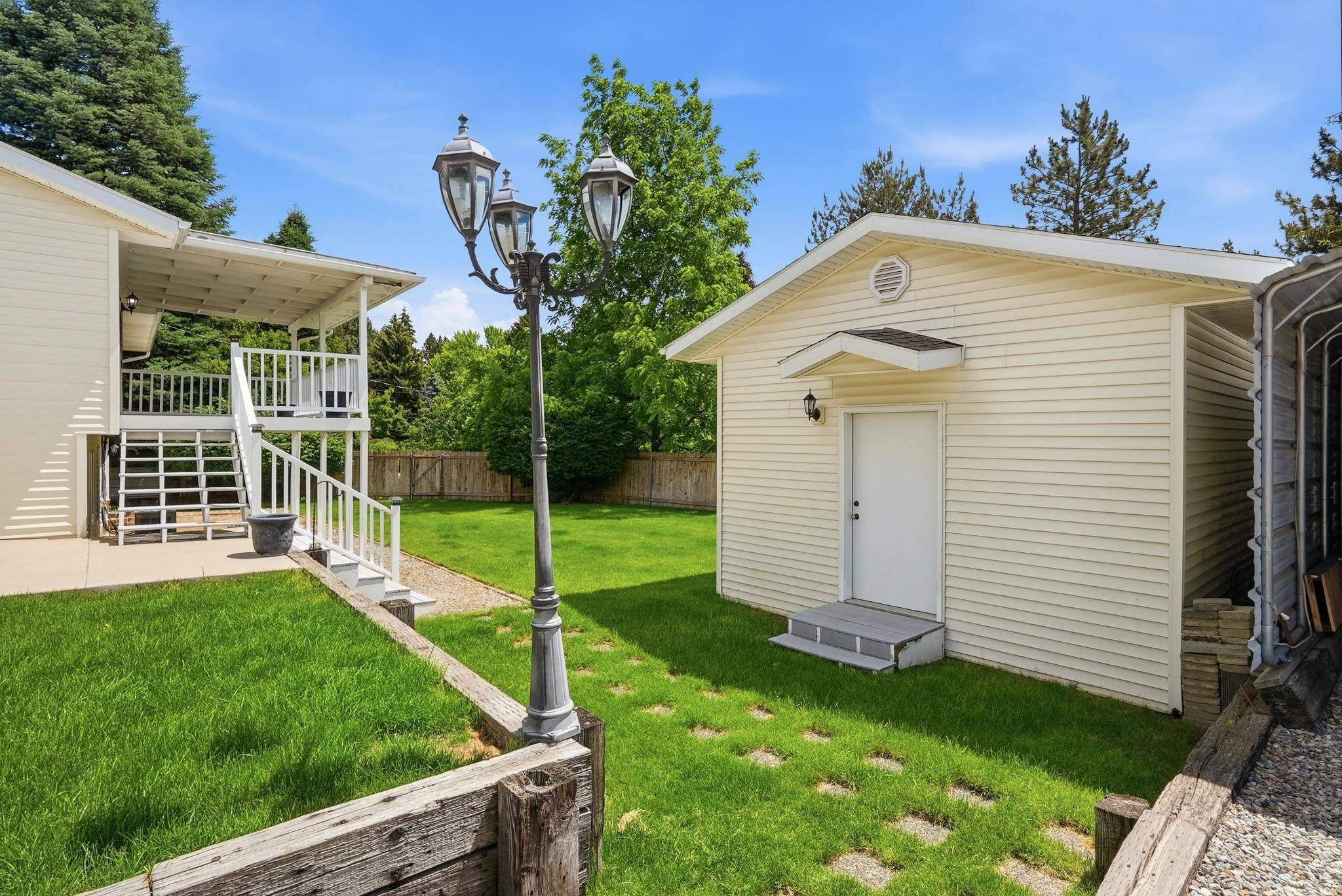6404 E 17th Ave, Spokane Valley, WA 99212