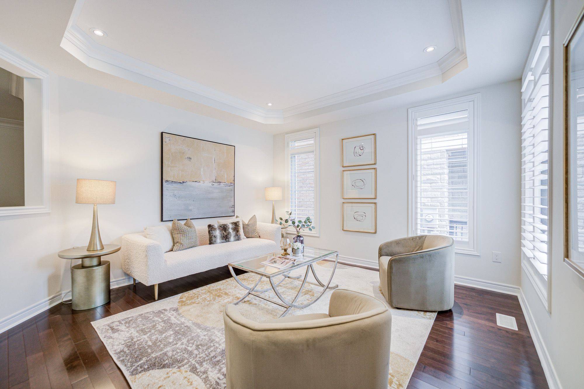 95 Hoey CRES, Oakville, ON L6M 0X1