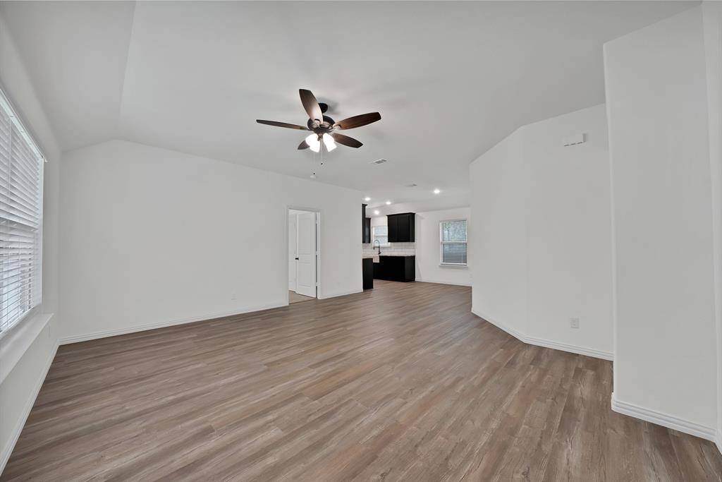 116 Sedona Creek Court, Poolville, TX 76487