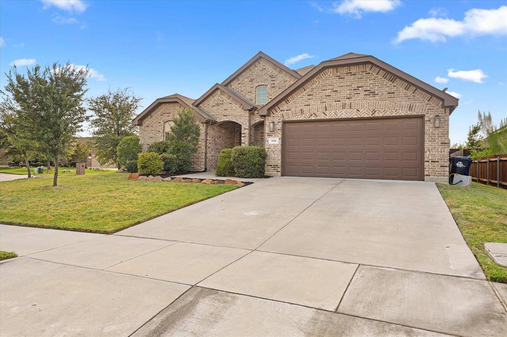 3501 Meadowtrail Lane, Denton, TX 76207