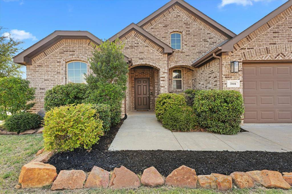3501 Meadowtrail Lane, Denton, TX 76207