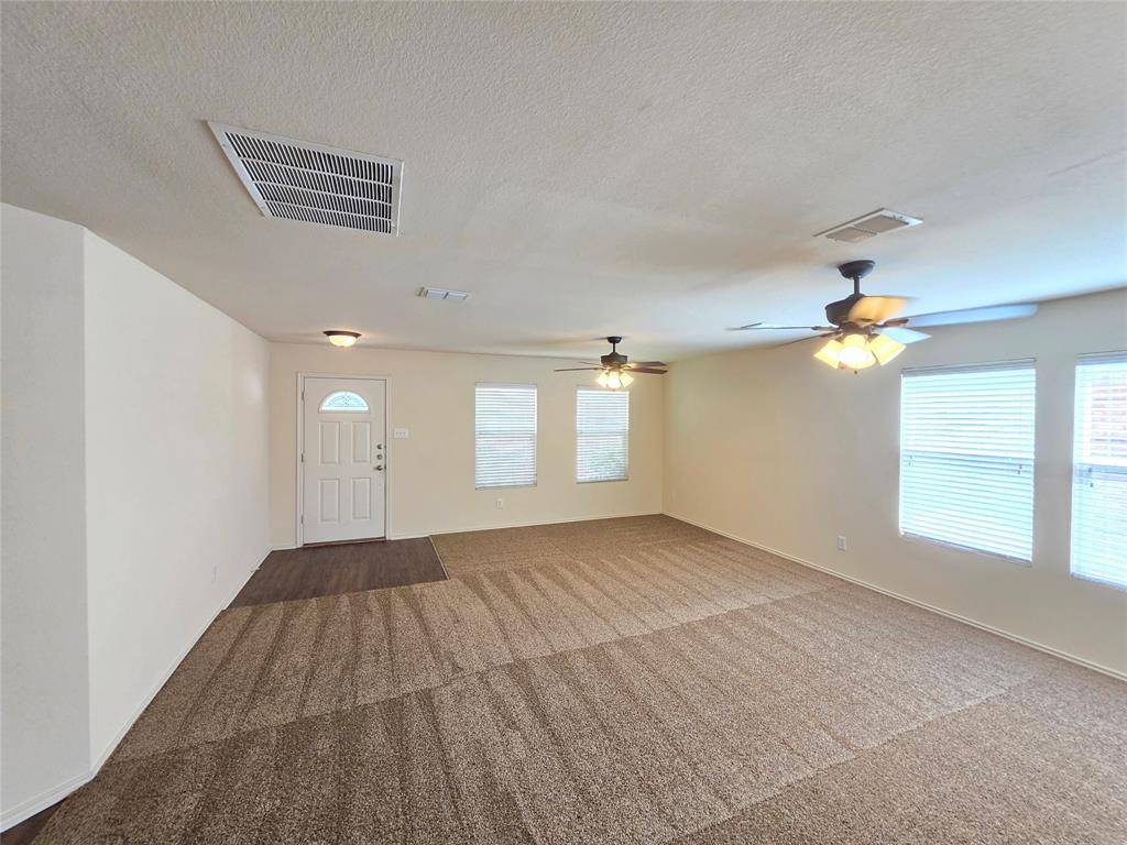 8108 Stowe Springs Lane, Arlington, TX 76002