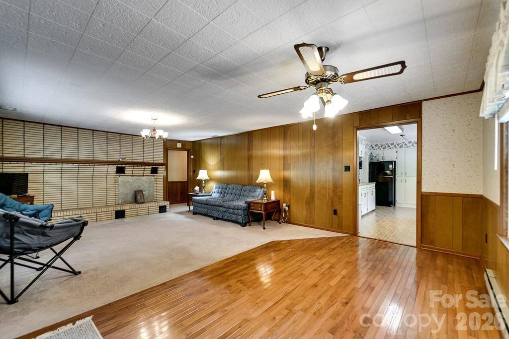 144 Cherry ST, Sylva, NC 28779