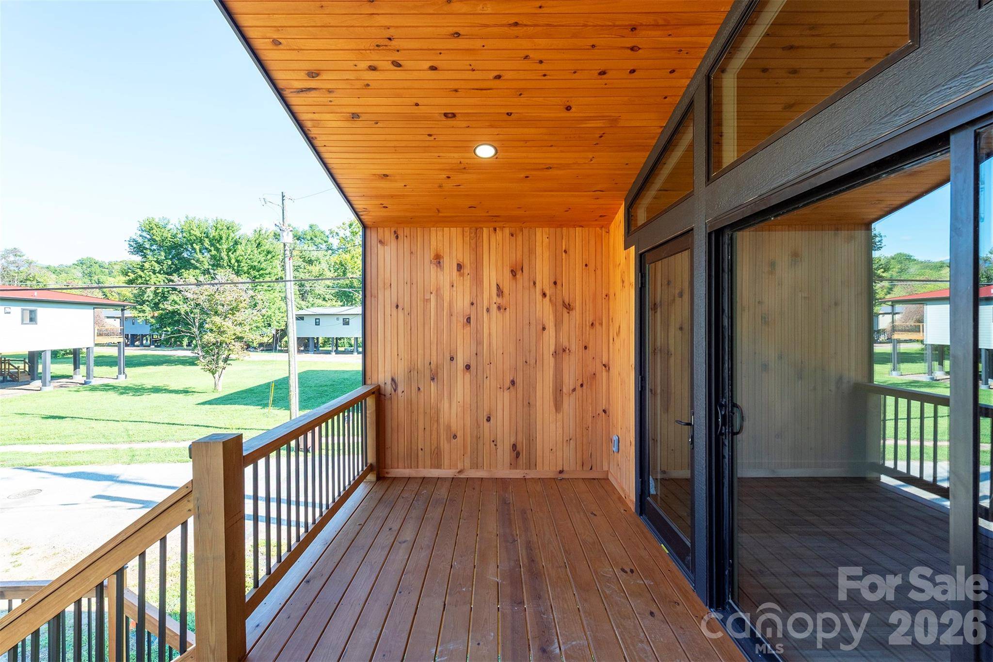 73 W Mitchell ST, Old Fort, NC 28762