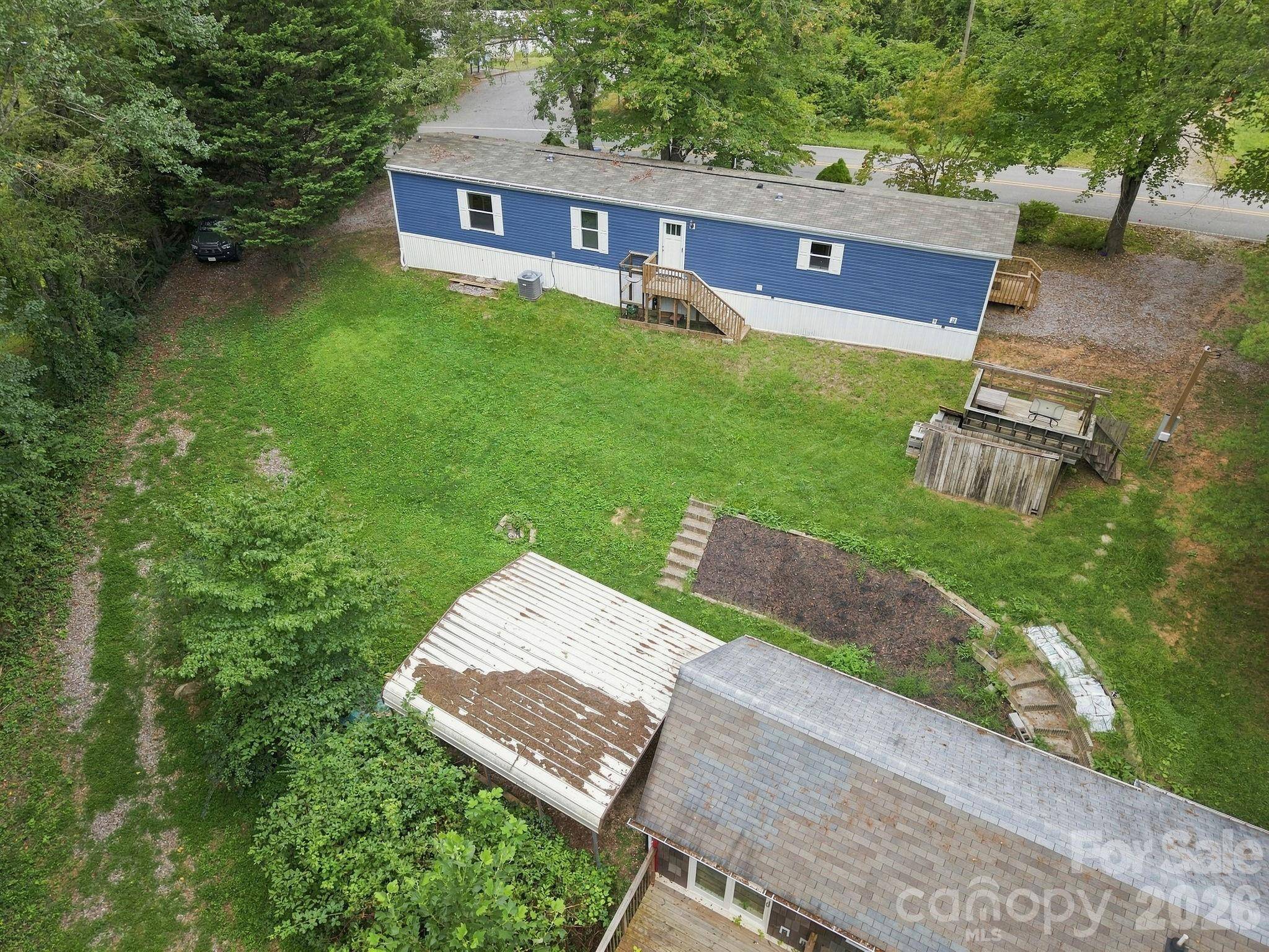 146 & 148 Bradshaw CIR, Candler, NC 28715