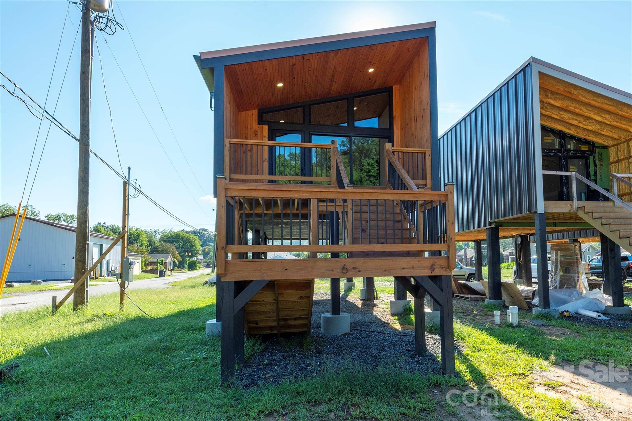 73 W Mitchell ST, Old Fort, NC 28762