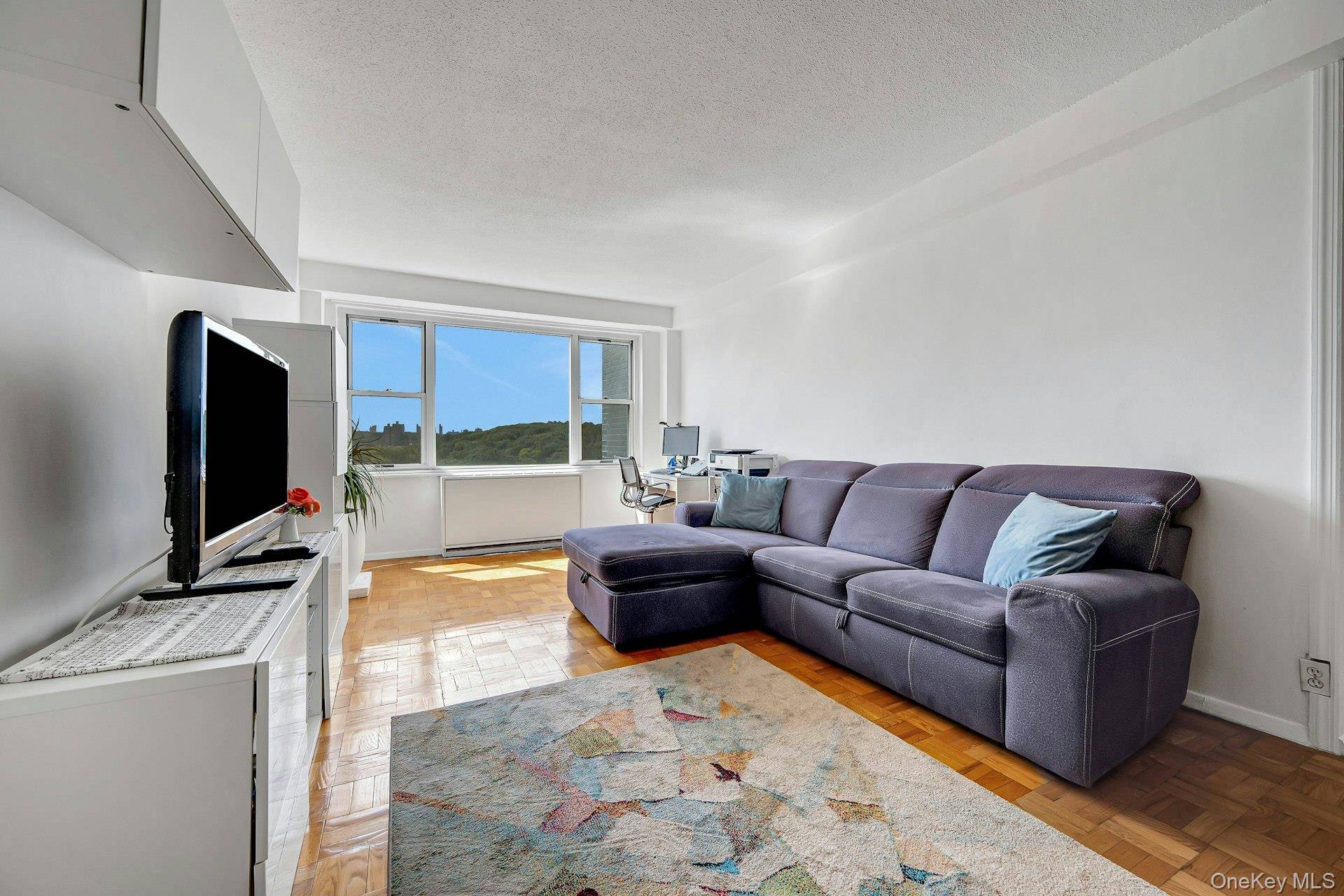 2400 Johnson AVE #4G, Bronx, NY 10463