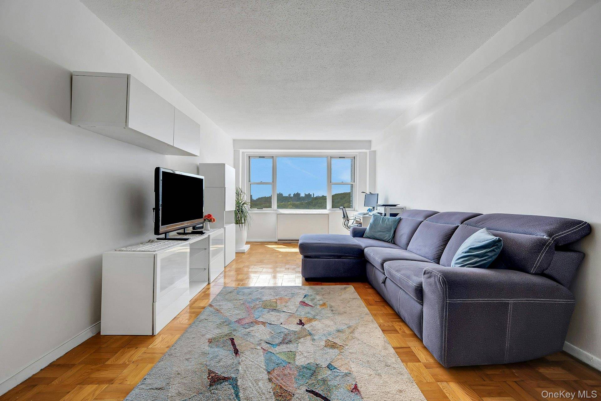 2400 Johnson AVE #4G, Bronx, NY 10463
