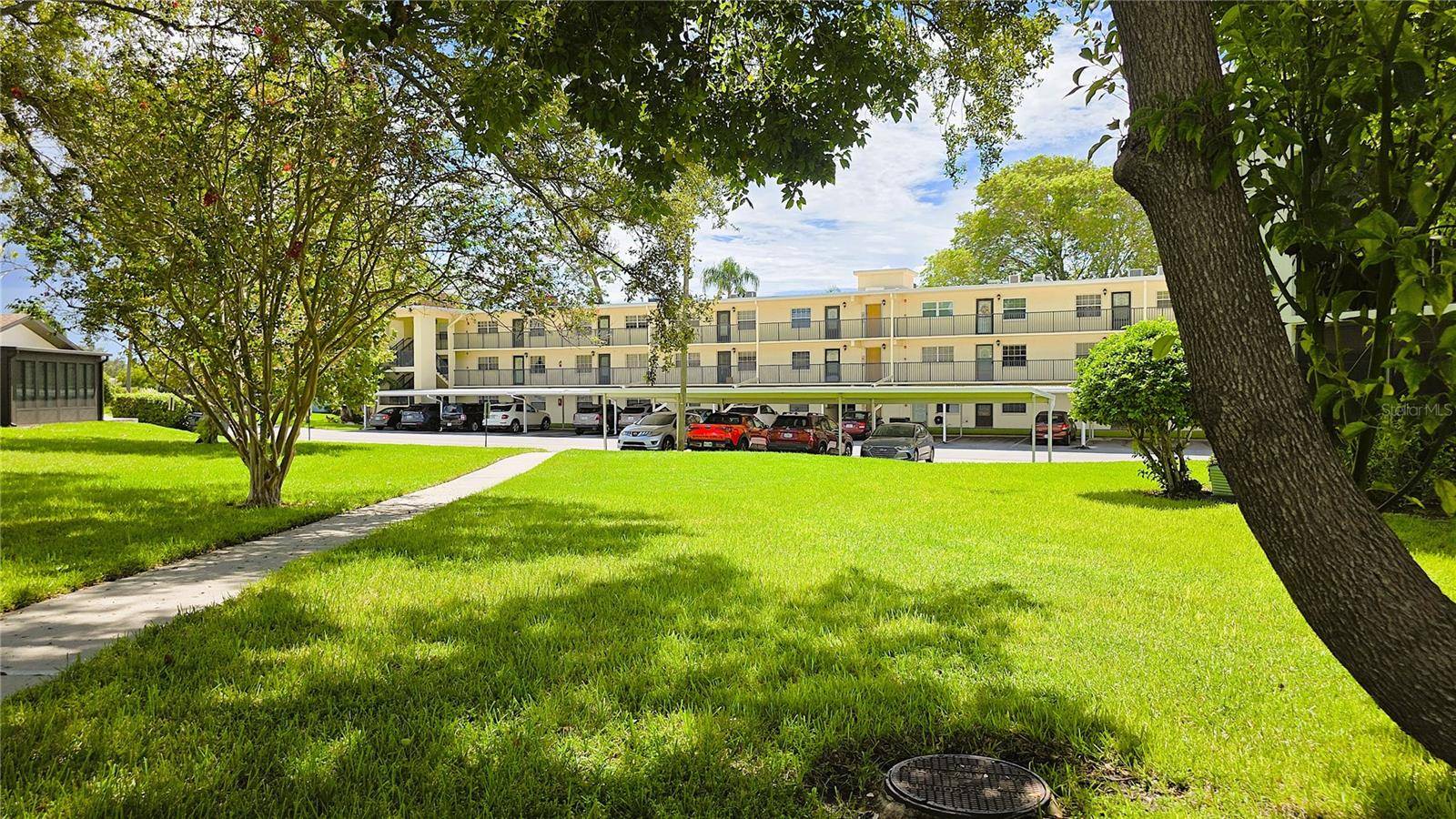 1450 HEATHER RIDGE BLVD #201, Dunedin, FL 34698