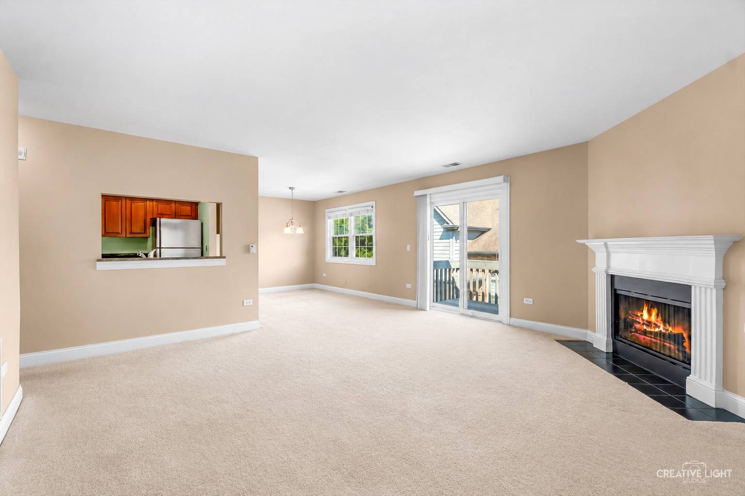 39 Foxcroft RD #203, Naperville, IL 60565