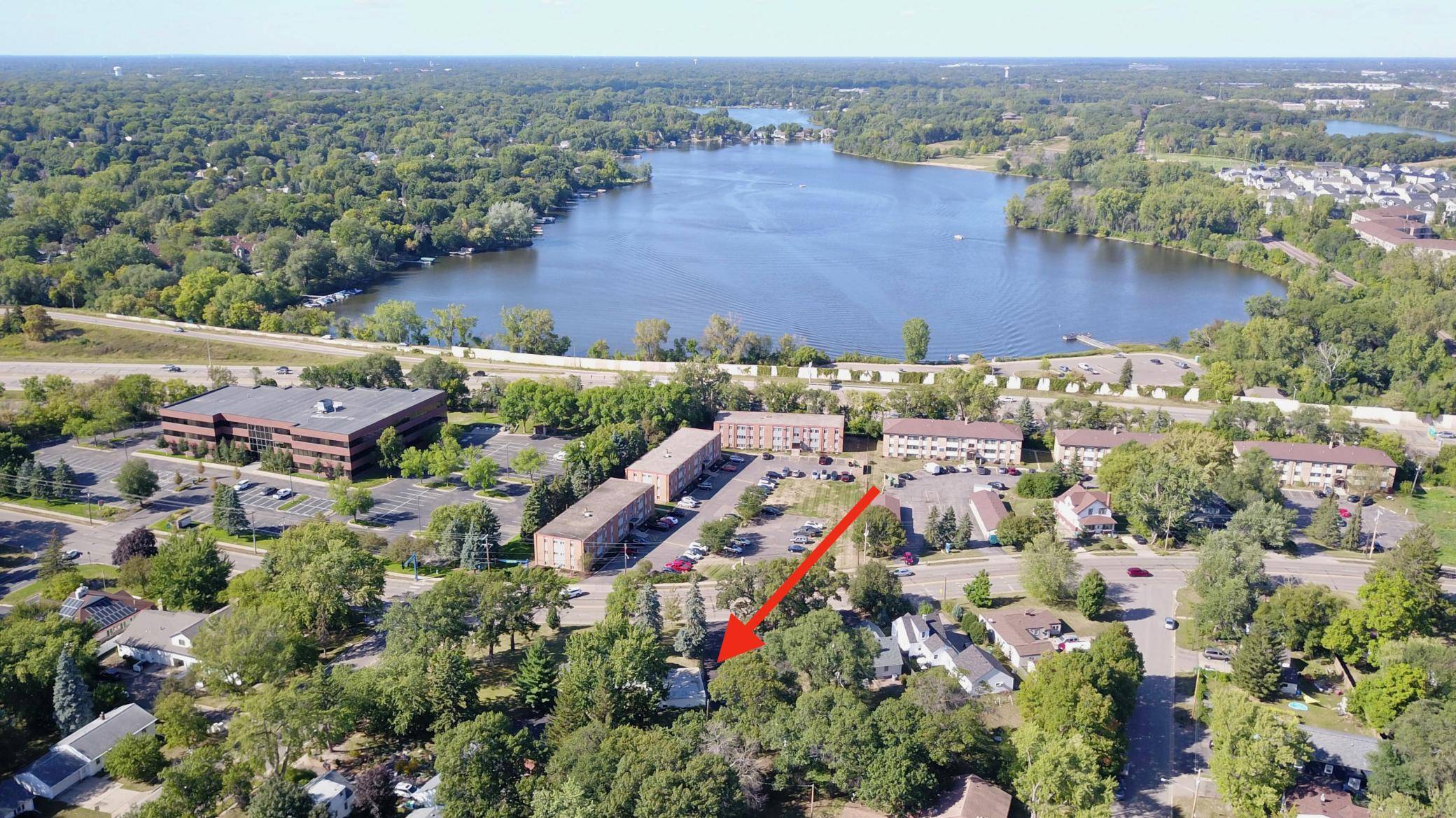 739 10th ST NW, New Brighton, MN 55112