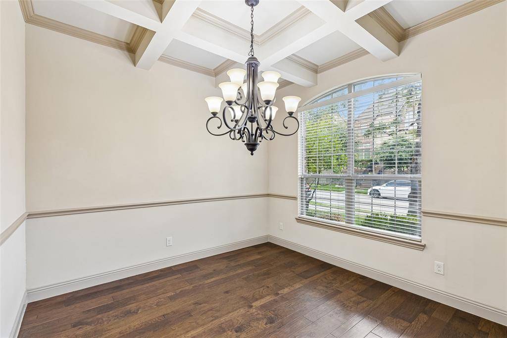 4944 Dominion Boulevard, Irving, TX 75038