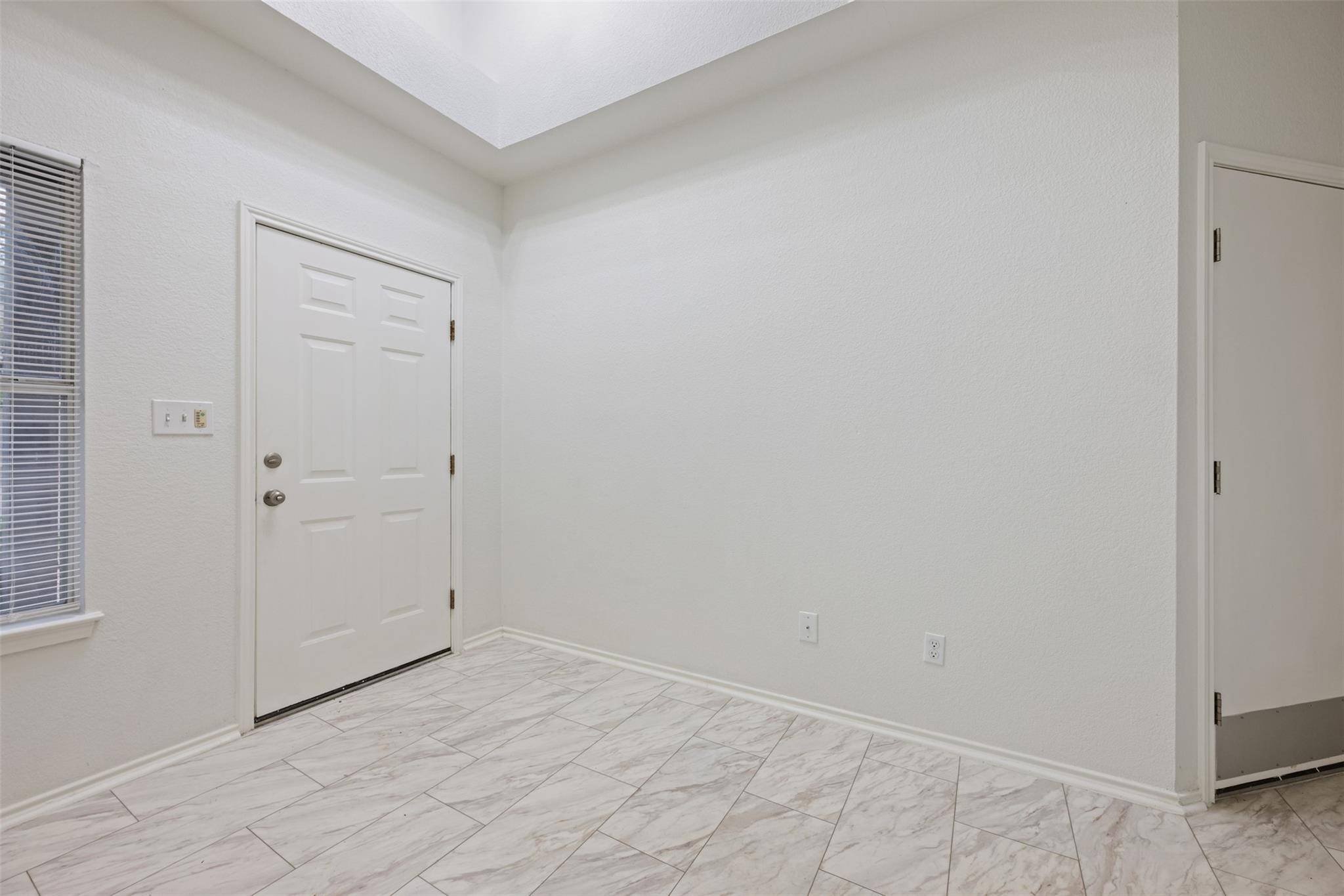 4501 Whispering Valley DR #31, Austin, TX 78727