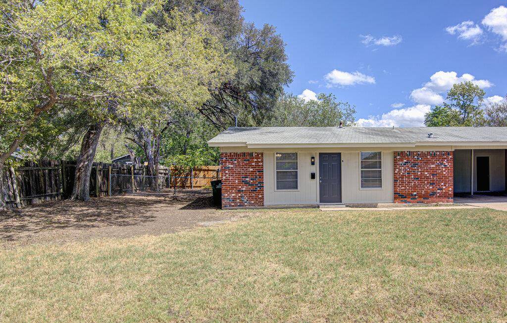 5006 Brighton RD #B, Austin, TX 78745
