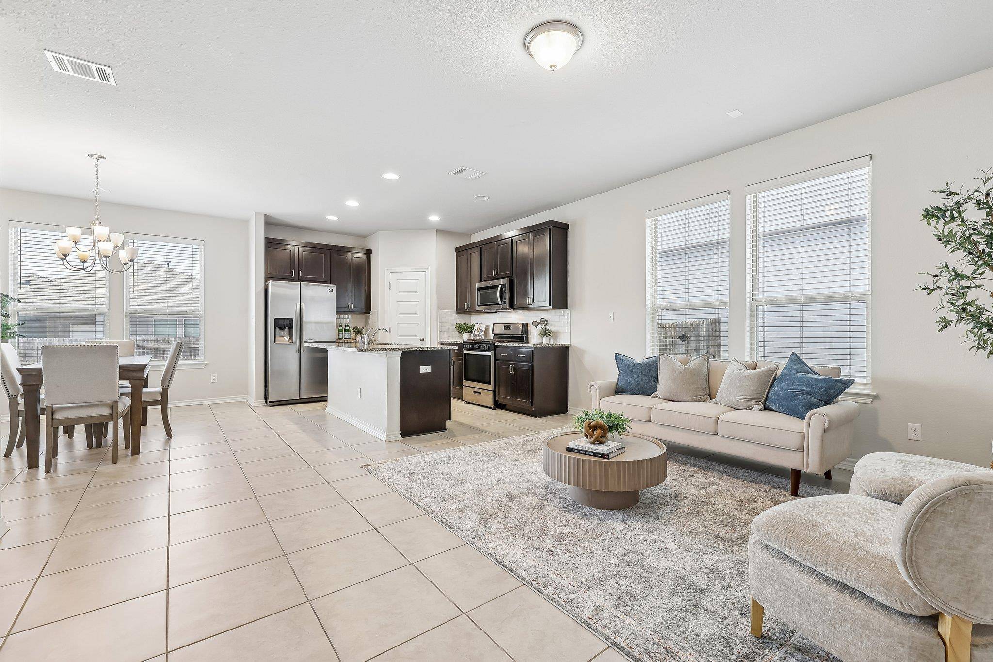 1117 Waterfall Ave, Leander, TX 78641