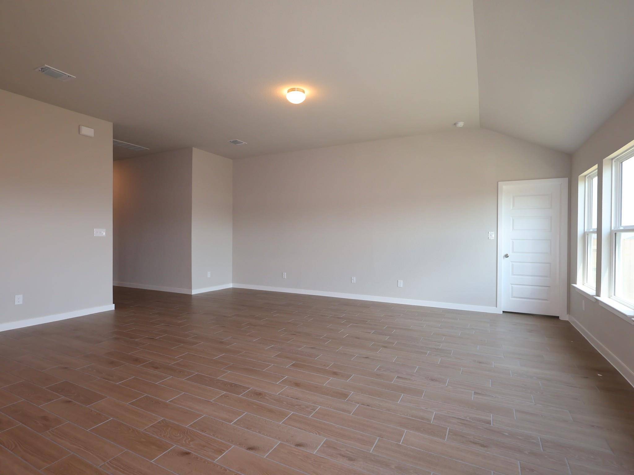12721 Setting Peak LN, Buda, TX 78610