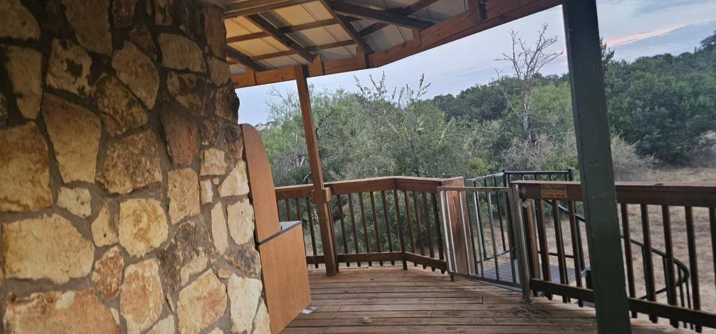 102 Falcon LN #1, Horseshoe Bay, TX 78657
