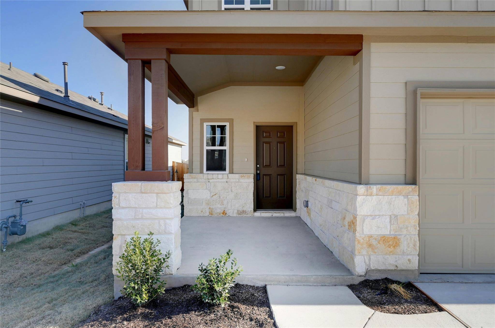 221 Cherry Vine DR, Buda, TX 78610