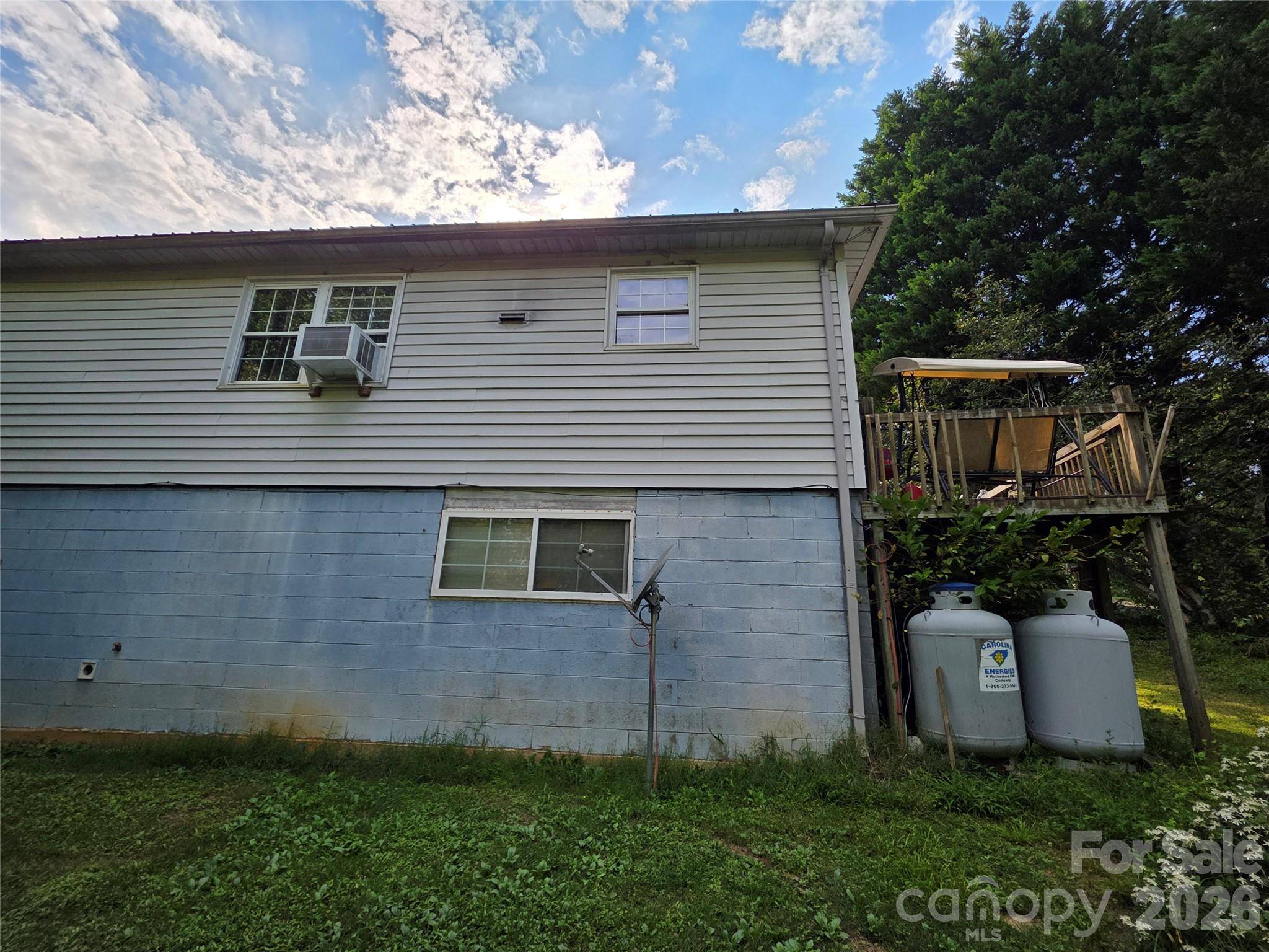 601 Hennessee ST, Morganton, NC 28655