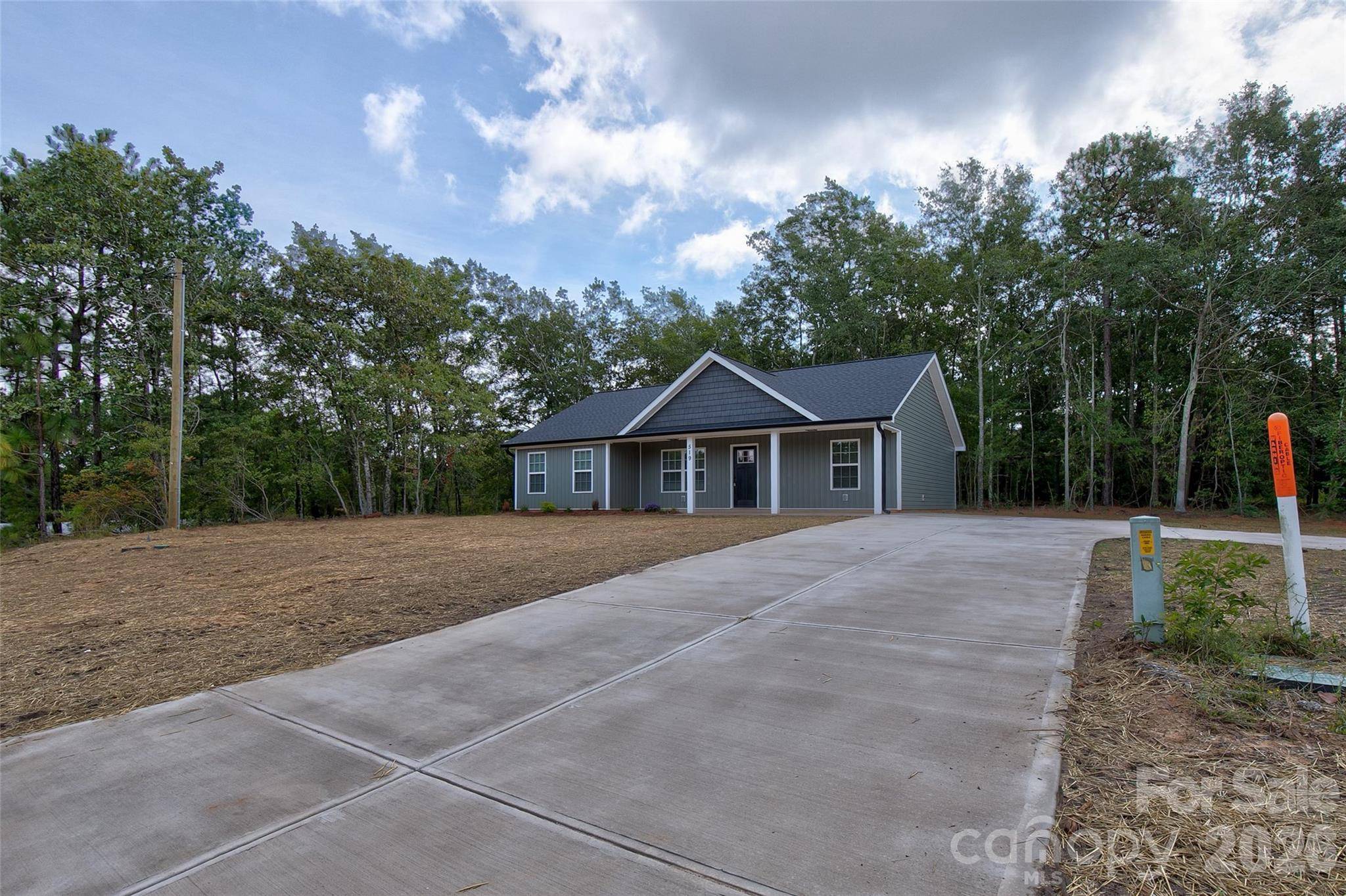 519 S Third ST, Mcbee, SC 29101
