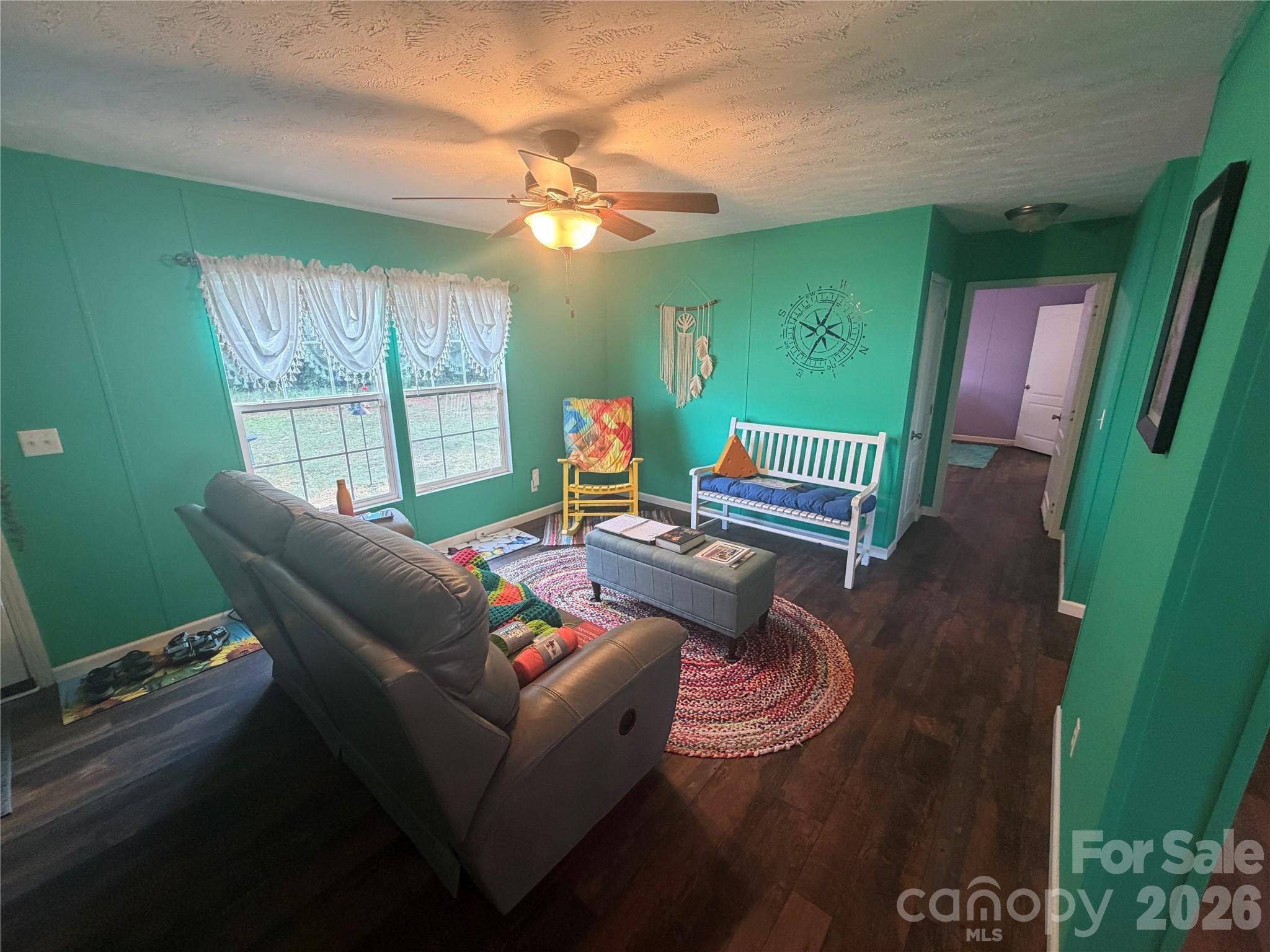 9902 Ashe CT, Charlotte, NC 28215