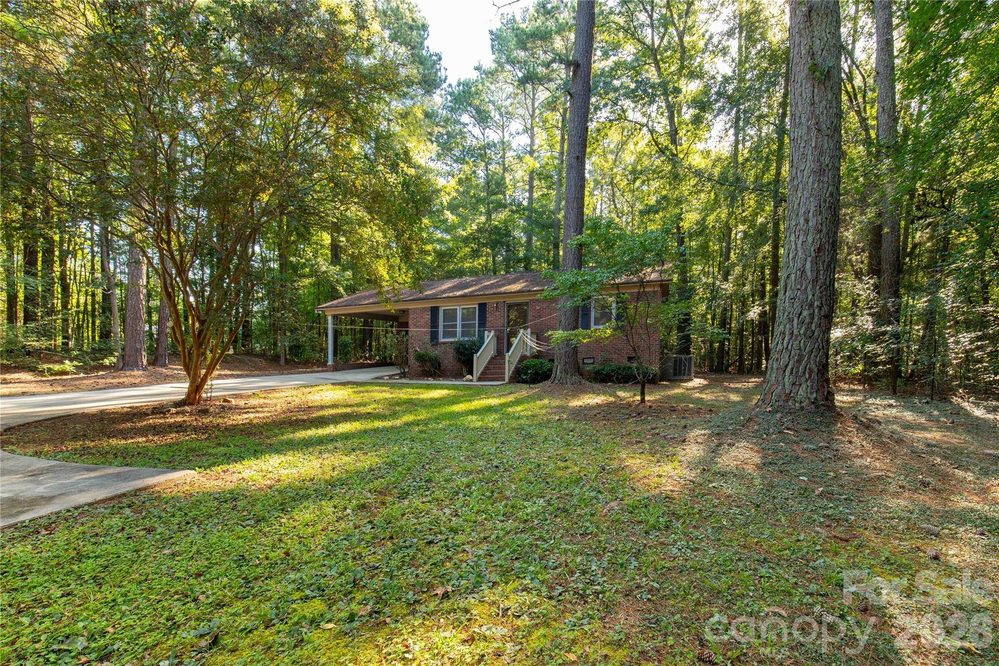 3055 University DR, Lancaster, SC 29720