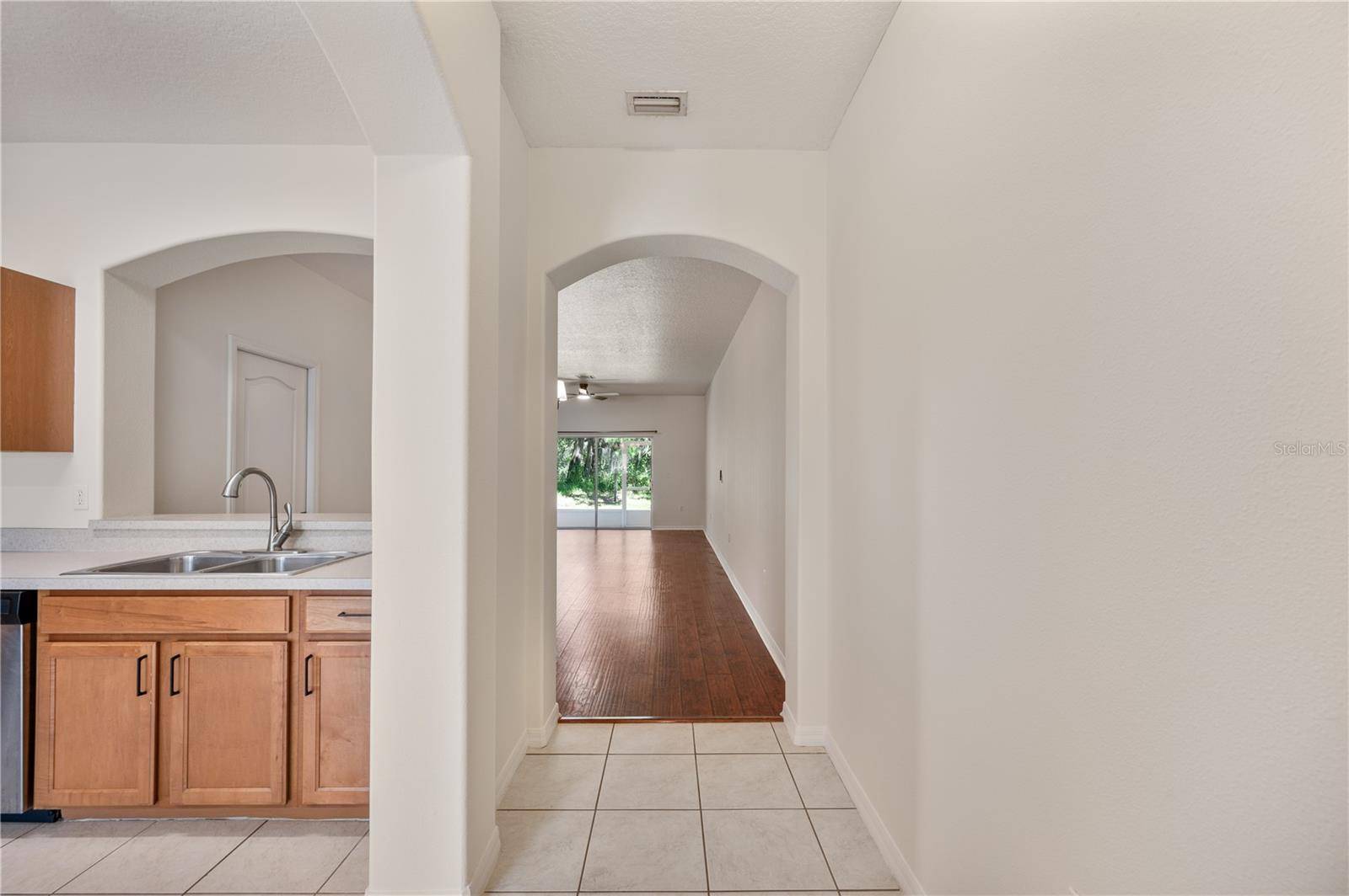 4176 SHADE TREE LN, Lakeland, FL 33812
