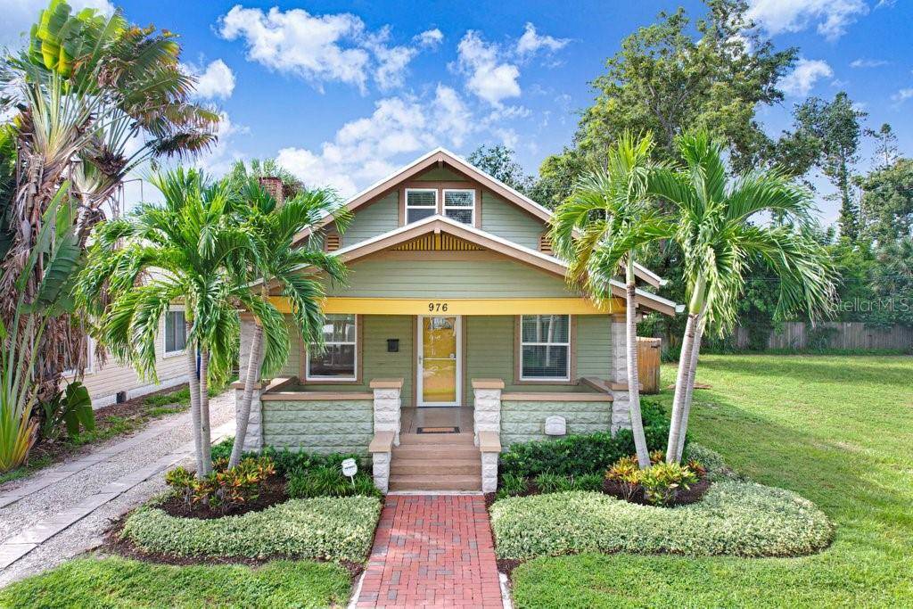 976 8TH AVE S, St Petersburg, FL 33705