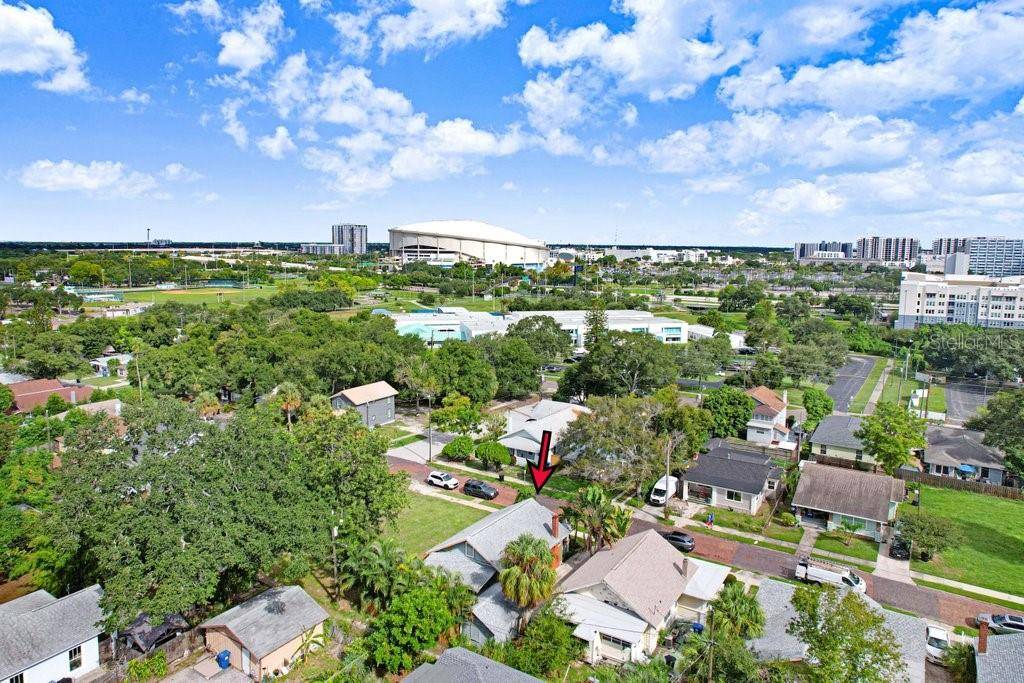 976 8TH AVE S, St Petersburg, FL 33705