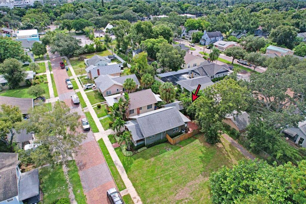 976 8TH AVE S, St Petersburg, FL 33705
