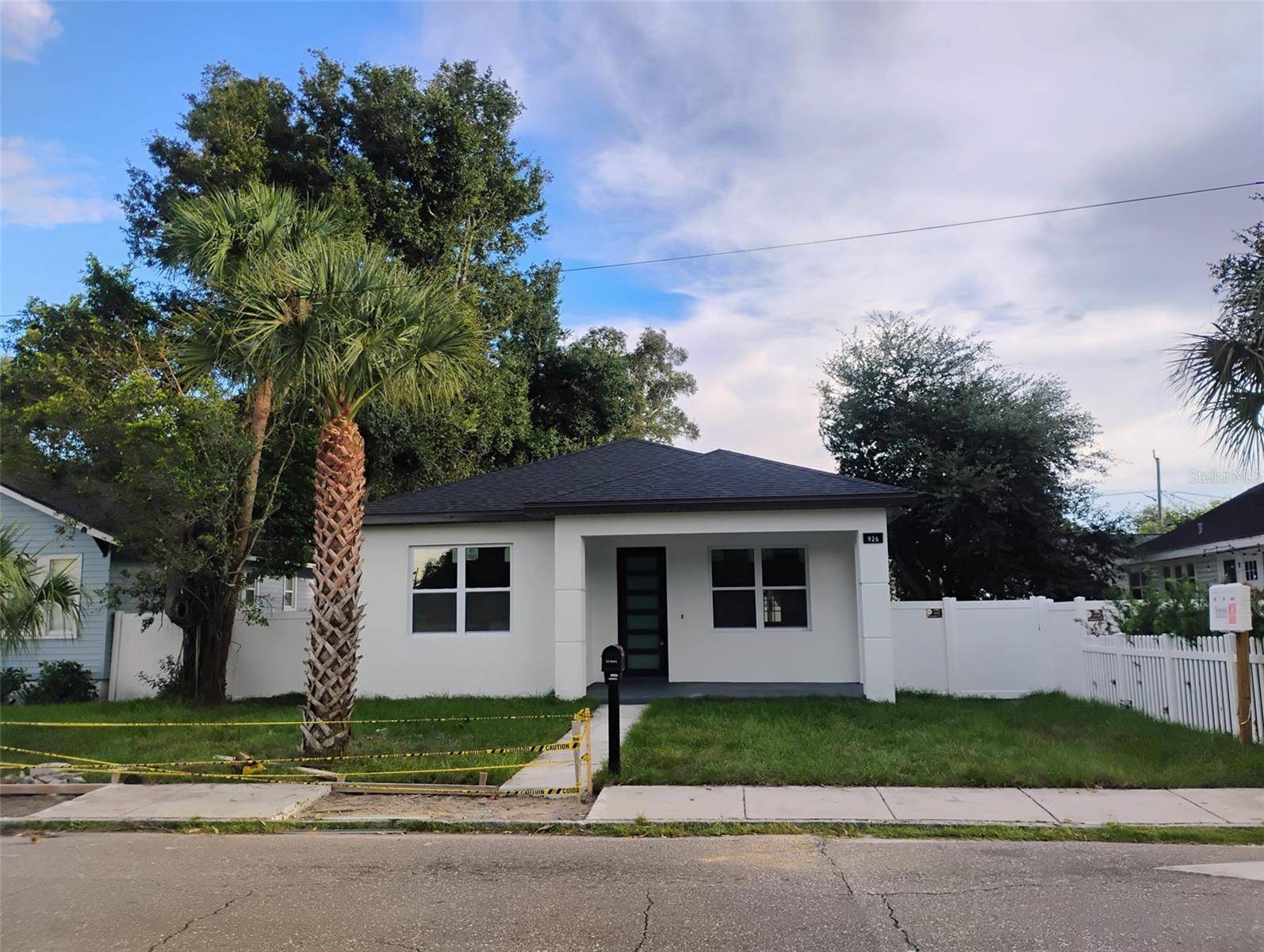 926 11TH AVE S, St Petersburg, FL 33705