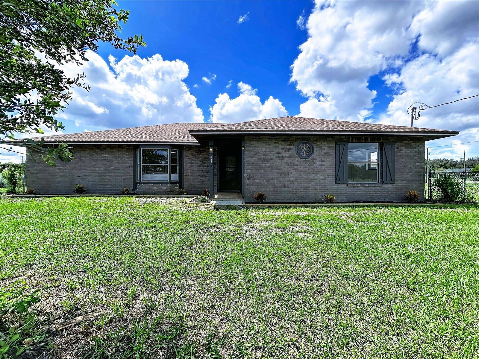 4129 FOX RIDGE BLVD, Wesley Chapel, FL 33543