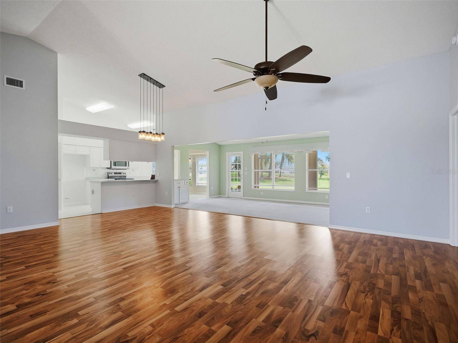 1023 ALMONDWOOD DR, New Port Richey, FL 34655
