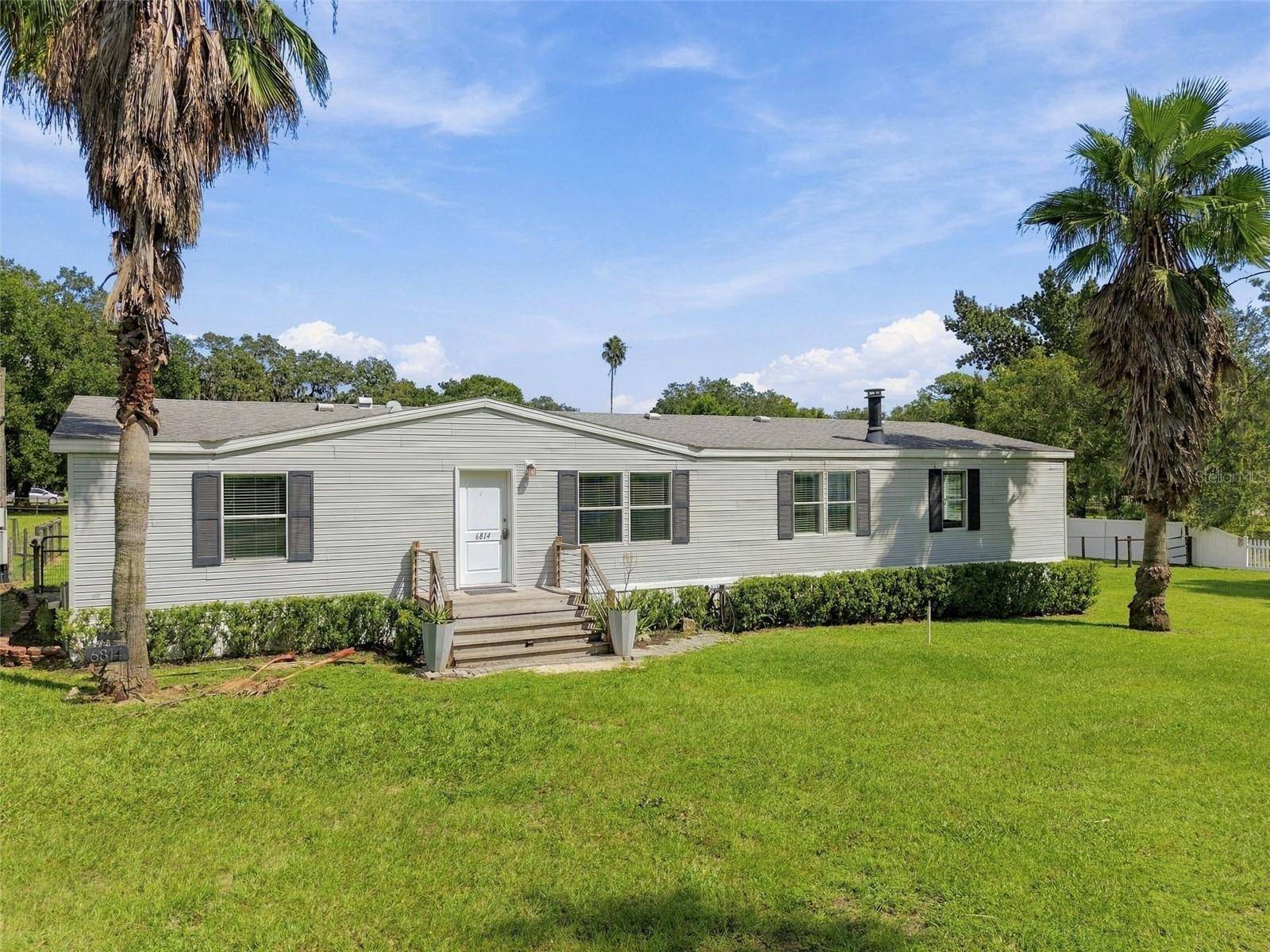 6814 FOUNDERS ST, Zephyrhills, FL 33542