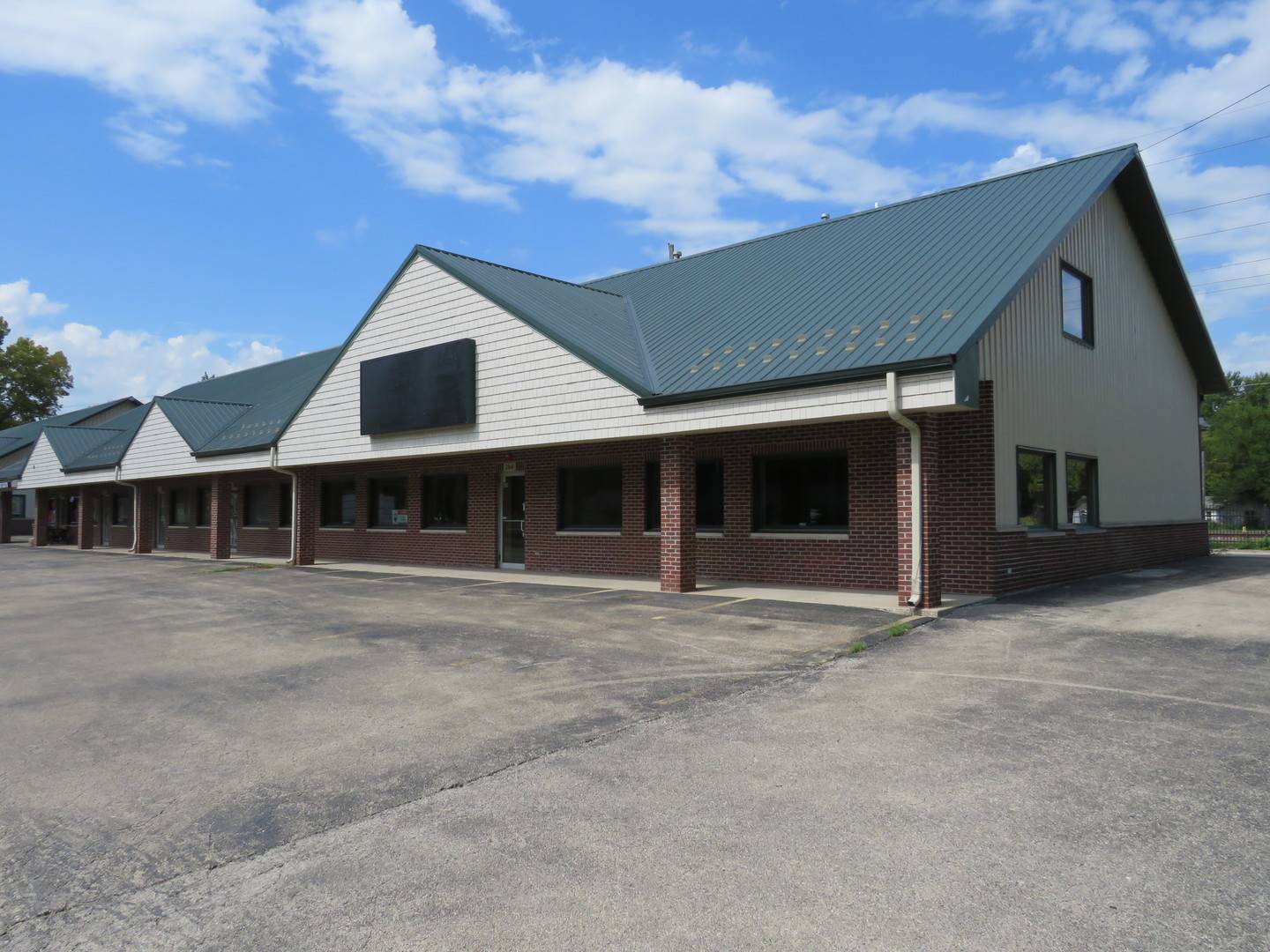 464 S Front ST, Braidwood, IL 60408