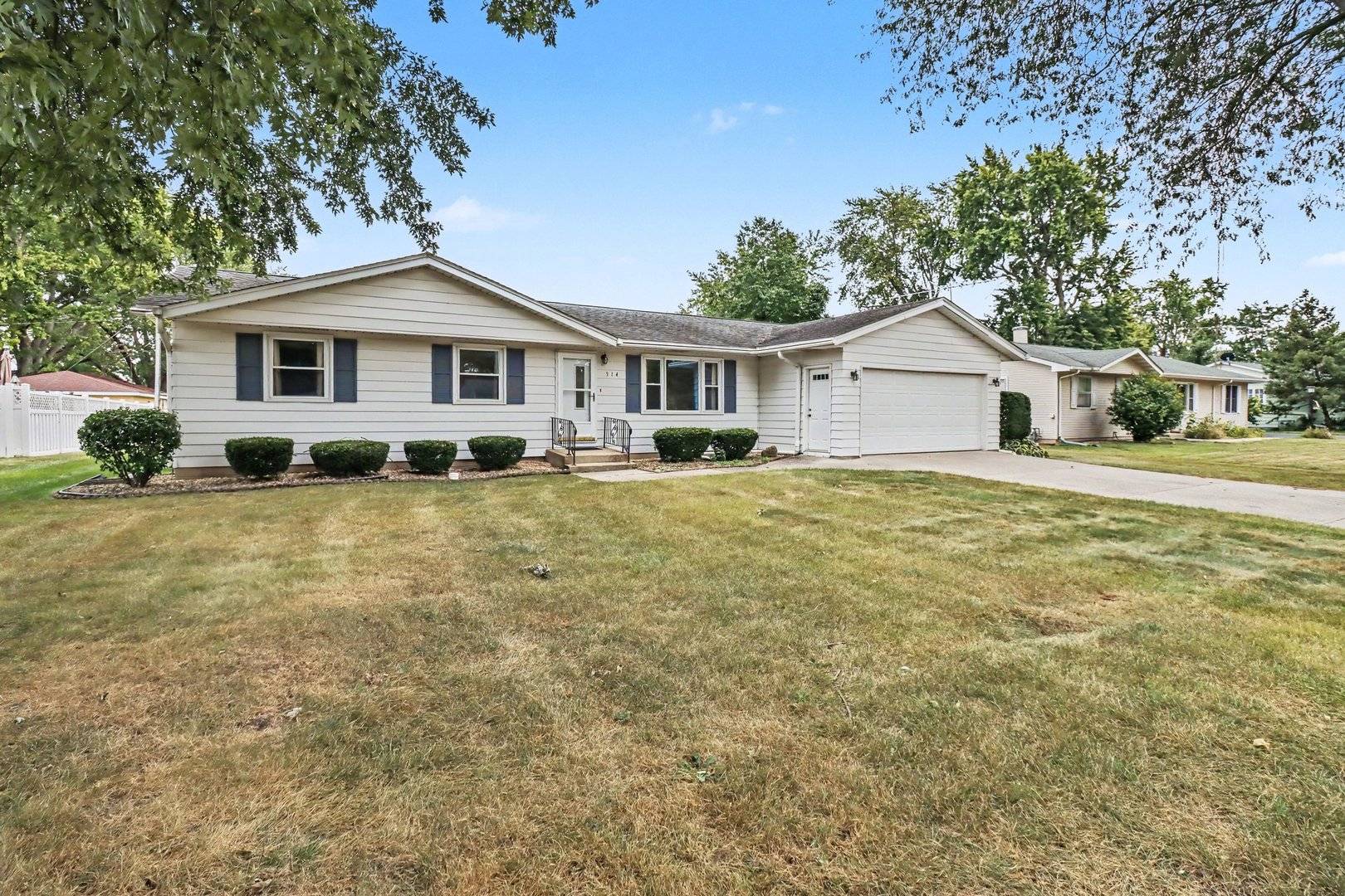 314 N Wabena AVE, Minooka, IL 60447
