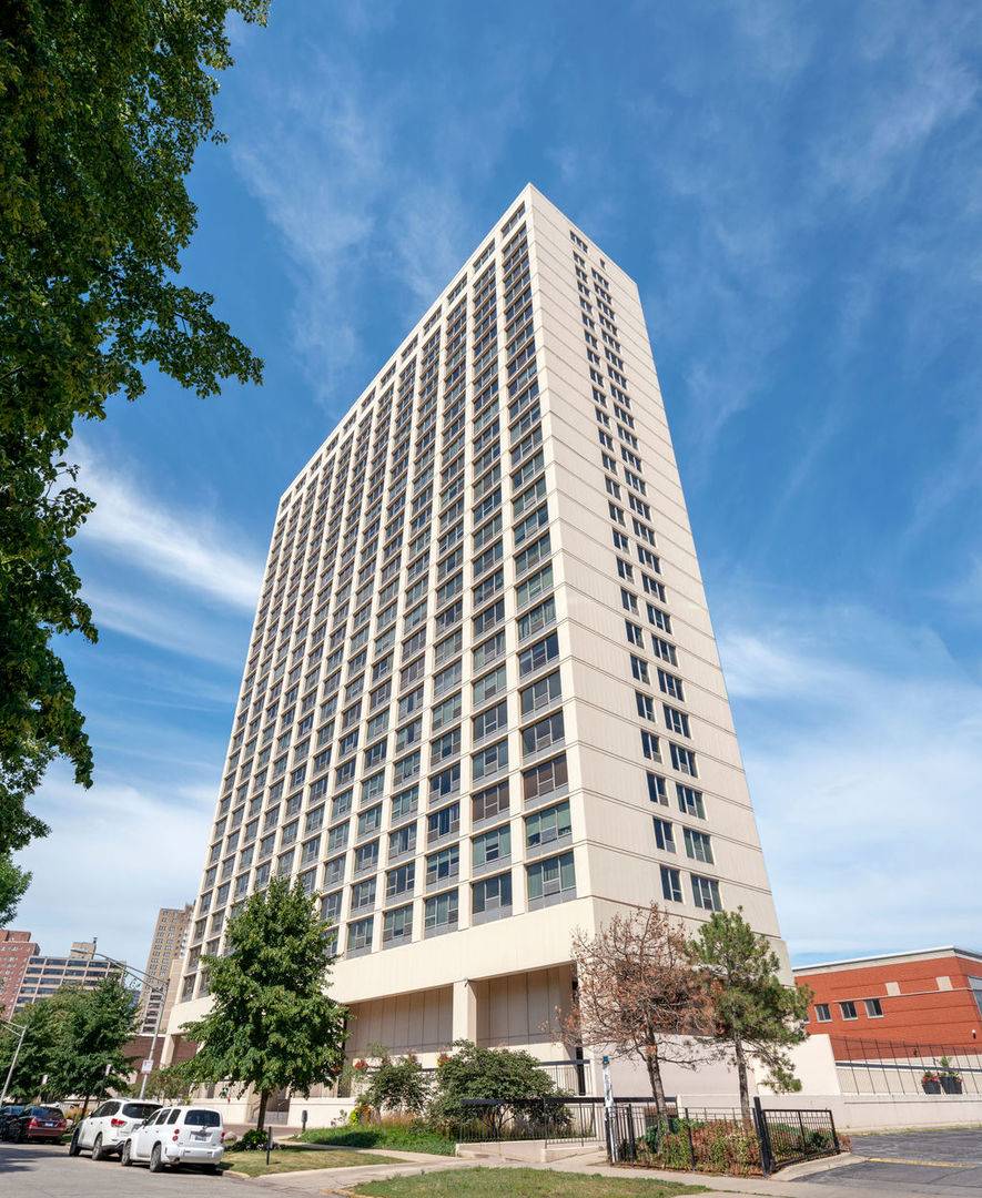 5201 S Cornell ST #16E, Chicago, IL 60615