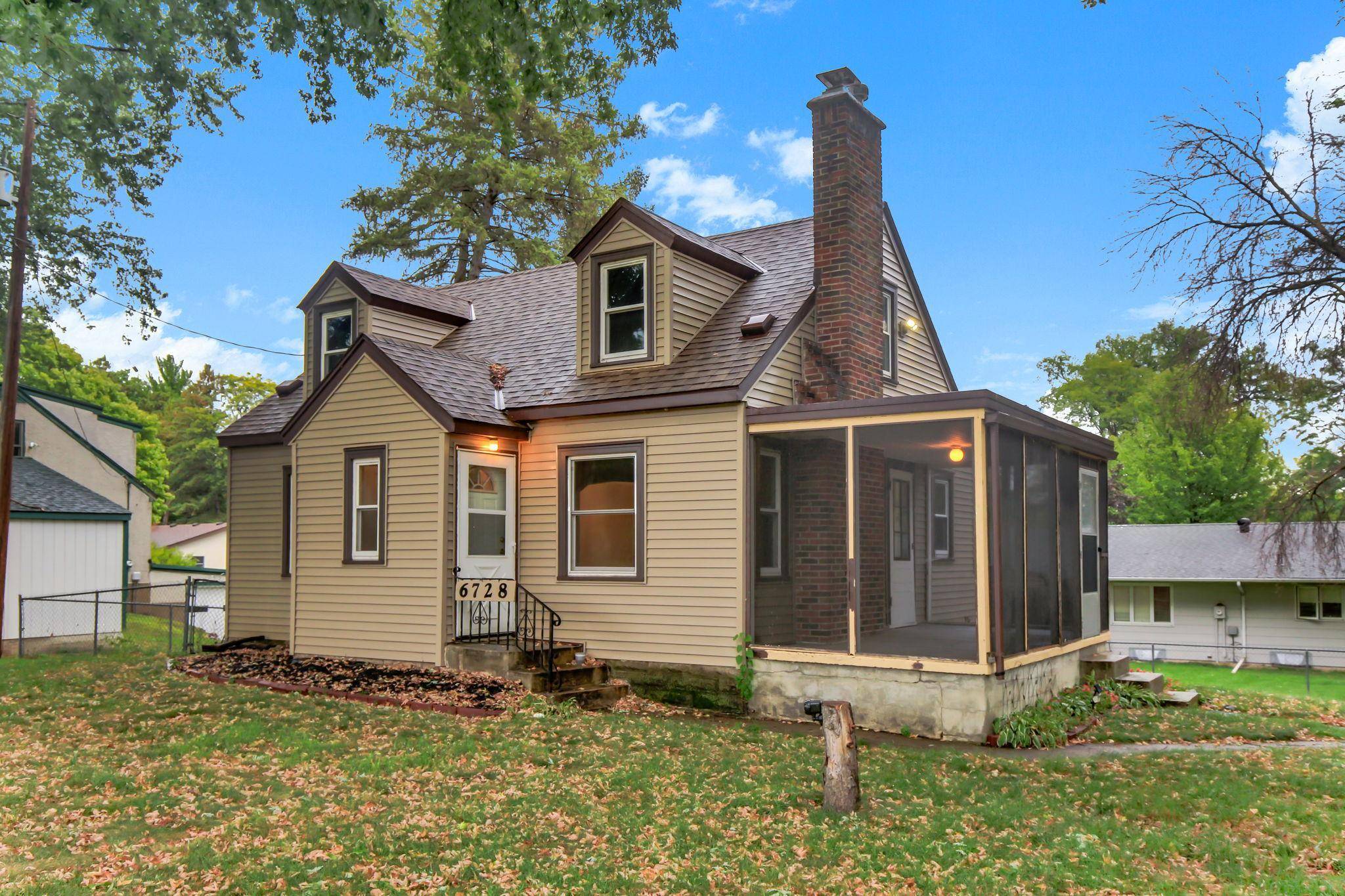 6728 W River RD, Brooklyn Center, MN 55430