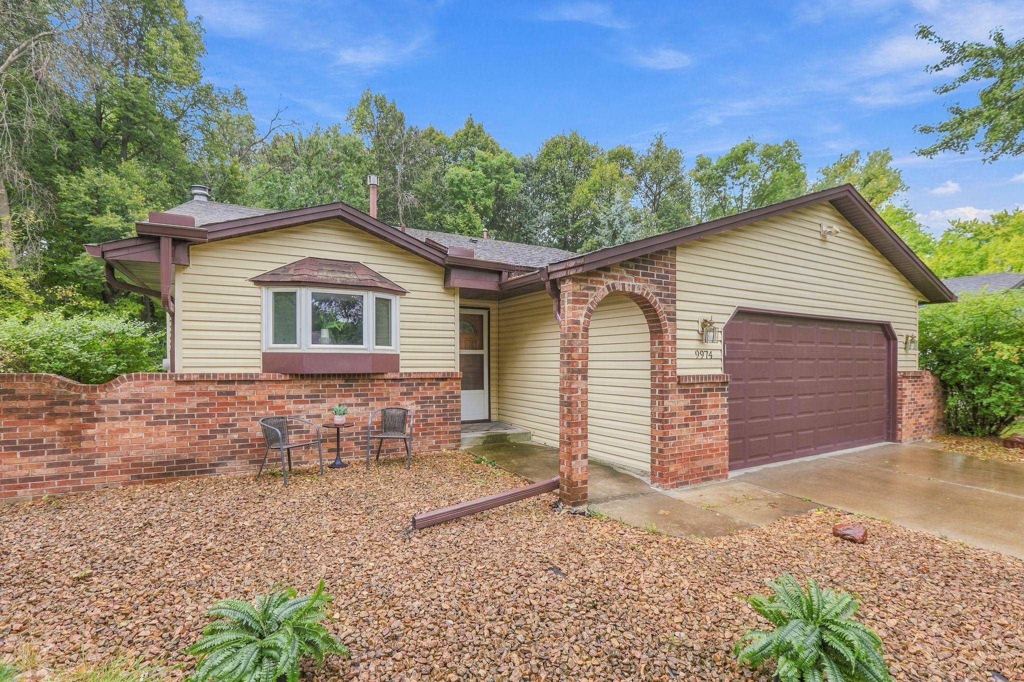 9974 Hemlock WAY, Maple Grove, MN 55369