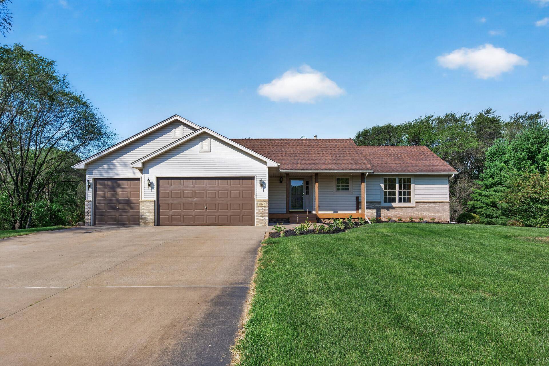 21340 Van Buren ST NE, East Bethel, MN 55011
