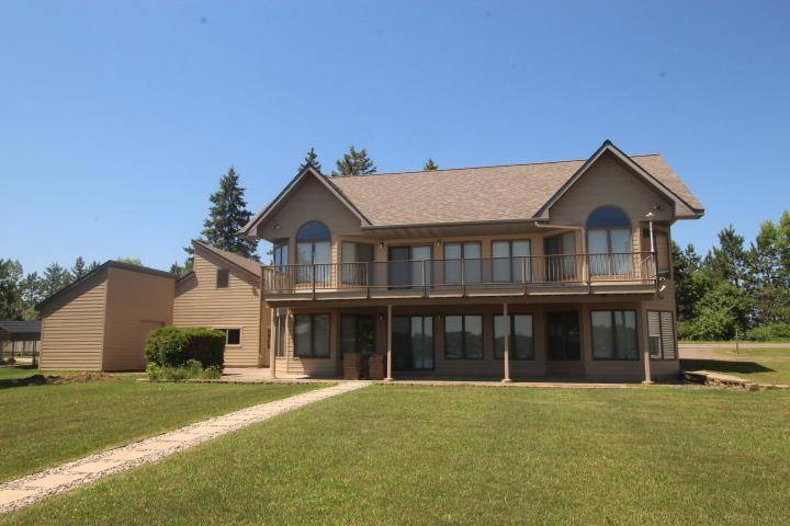 92248 E Frontage RD, Sturgeon Lake, MN 55783
