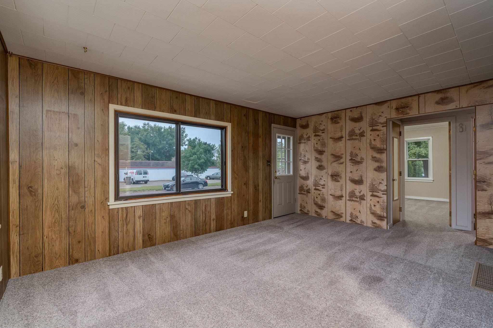 212 E Rock ST, Mankato, MN 56001