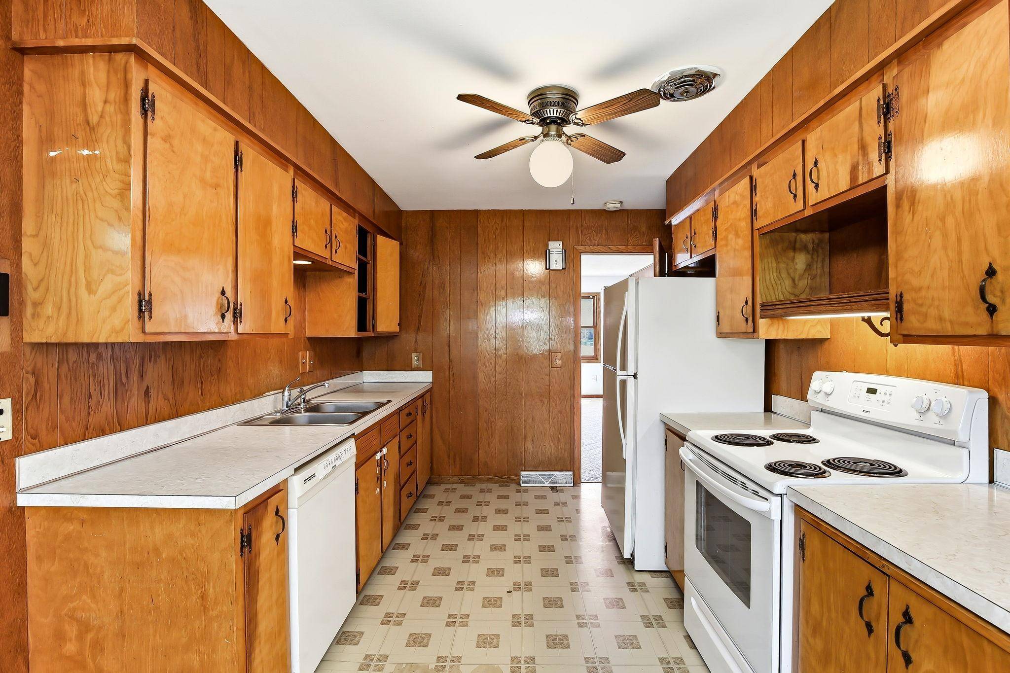 4374 US-61, Red Wing, MN 55066